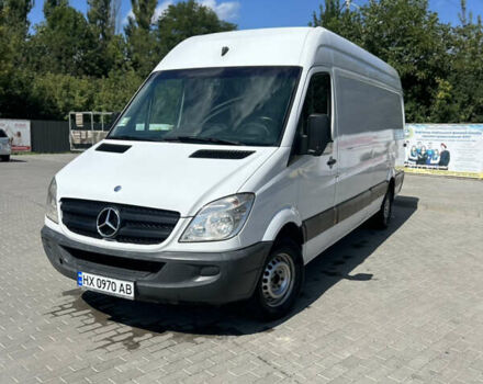 Белый Мерседес Sprinter, объемом двигателя 2.15 л и пробегом 666 тыс. км за 10500 $, фото 1 на Automoto.ua