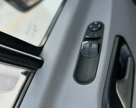 Белый Мерседес Sprinter, объемом двигателя 2.99 л и пробегом 564 тыс. км за 15500 $, фото 17 на Automoto.ua