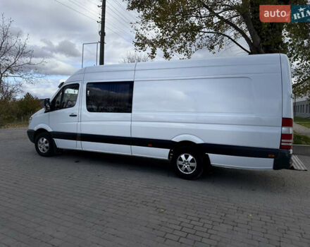 Белый Мерседес Sprinter, объемом двигателя 2.99 л и пробегом 333 тыс. км за 16900 $, фото 8 на Automoto.ua