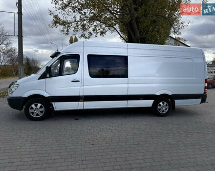 Белый Мерседес Sprinter, объемом двигателя 2.99 л и пробегом 333 тыс. км за 16900 $, фото 7 на Automoto.ua