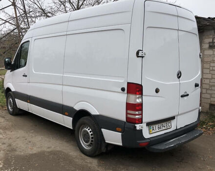 Белый Мерседес Sprinter, объемом двигателя 0 л и пробегом 210 тыс. км за 11100 $, фото 2 на Automoto.ua