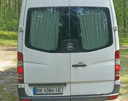 Белый Мерседес Sprinter, объемом двигателя 2.1 л и пробегом 640 тыс. км за 15000 $, фото 5 на Automoto.ua