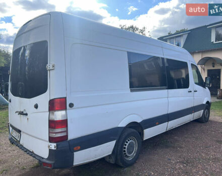 Белый Мерседес Sprinter, объемом двигателя 2.99 л и пробегом 670 тыс. км за 10000 $, фото 3 на Automoto.ua