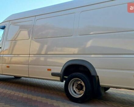 Белый Мерседес Sprinter, объемом двигателя 2.7 л и пробегом 385 тыс. км за 19800 $, фото 9 на Automoto.ua