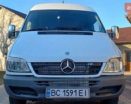 Белый Мерседес Sprinter, объемом двигателя 2.7 л и пробегом 385 тыс. км за 19800 $, фото 1 на Automoto.ua