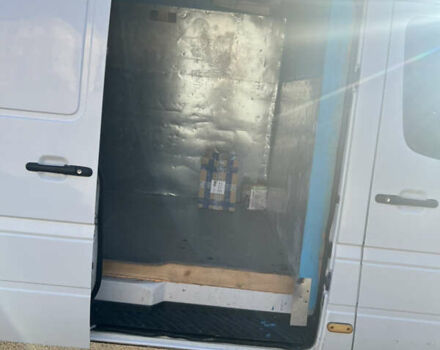 Белый Мерседес Sprinter, объемом двигателя 2.7 л и пробегом 407 тыс. км за 21555 $, фото 26 на Automoto.ua