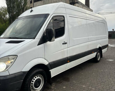 Белый Мерседес Sprinter, объемом двигателя 2.15 л и пробегом 306 тыс. км за 13000 $, фото 1 на Automoto.ua