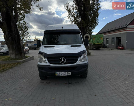 Белый Мерседес Sprinter, объемом двигателя 2.99 л и пробегом 333 тыс. км за 16900 $, фото 3 на Automoto.ua