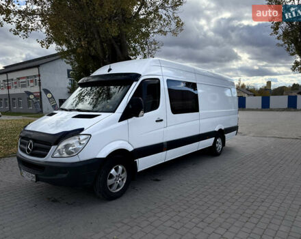 Белый Мерседес Sprinter, объемом двигателя 2.99 л и пробегом 333 тыс. км за 16900 $, фото 5 на Automoto.ua