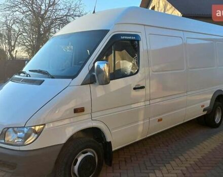 Белый Мерседес Sprinter, объемом двигателя 2.7 л и пробегом 385 тыс. км за 19800 $, фото 2 на Automoto.ua