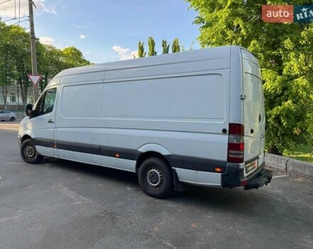 Белый Мерседес Sprinter, объемом двигателя 3 л и пробегом 577 тыс. км за 11390 $, фото 6 на Automoto.ua