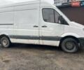 Белый Мерседес Sprinter, объемом двигателя 2.15 л и пробегом 313 тыс. км за 6899 $, фото 2 на Automoto.ua