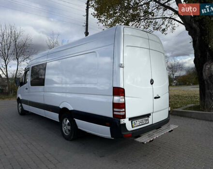Белый Мерседес Sprinter, объемом двигателя 2.99 л и пробегом 333 тыс. км за 16900 $, фото 9 на Automoto.ua