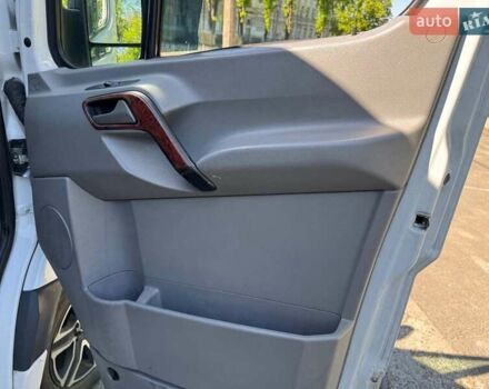 Белый Мерседес Sprinter, объемом двигателя 2.2 л и пробегом 367 тыс. км за 11390 $, фото 14 на Automoto.ua