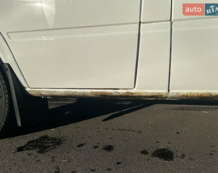Белый Мерседес Sprinter, объемом двигателя 2.7 л и пробегом 407 тыс. км за 21555 $, фото 9 на Automoto.ua