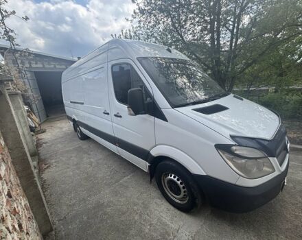 Белый Мерседес Sprinter, объемом двигателя 2.1 л и пробегом 484 тыс. км за 9600 $, фото 1 на Automoto.ua