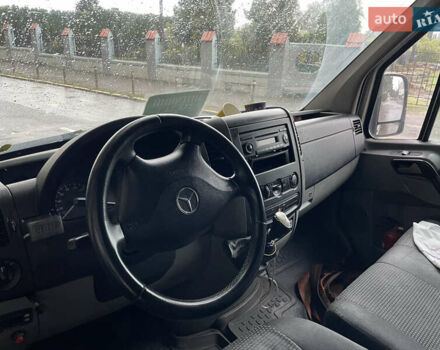 Білий Мерседес Sprinter, об'ємом двигуна 2.87 л та пробігом 444 тис. км за 7500 $, фото 6 на Automoto.ua