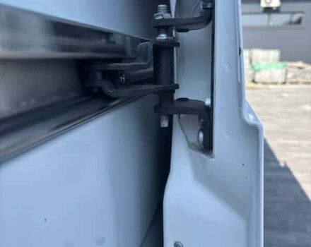 Білий Мерседес Sprinter, об'ємом двигуна 0 л та пробігом 340 тис. км за 24500 $, фото 28 на Automoto.ua