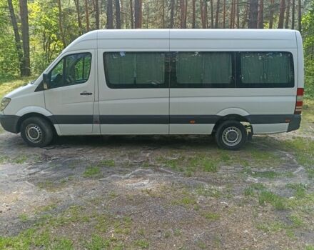Белый Мерседес Sprinter, объемом двигателя 2.1 л и пробегом 640 тыс. км за 15000 $, фото 3 на Automoto.ua