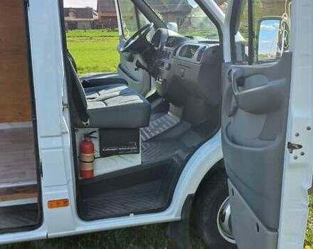 Белый Мерседес Sprinter, объемом двигателя 2.7 л и пробегом 385 тыс. км за 21500 $, фото 17 на Automoto.ua
