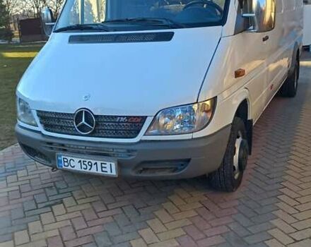 Белый Мерседес Sprinter, объемом двигателя 2.7 л и пробегом 385 тыс. км за 19800 $, фото 34 на Automoto.ua