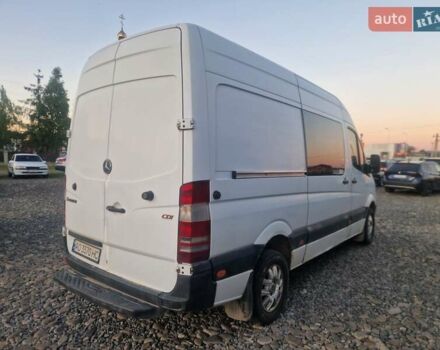 Белый Мерседес Sprinter, объемом двигателя 2.15 л и пробегом 450 тыс. км за 8700 $, фото 3 на Automoto.ua