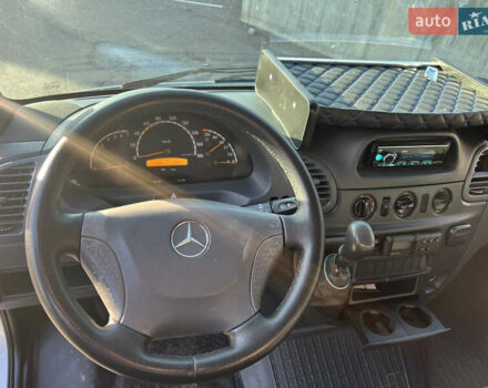 Белый Мерседес Sprinter, объемом двигателя 2.7 л и пробегом 407 тыс. км за 21555 $, фото 47 на Automoto.ua