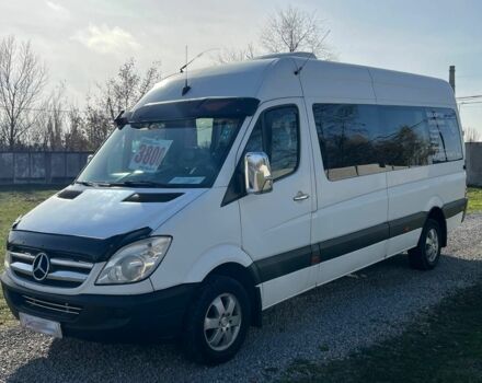 Белый Мерседес Sprinter, объемом двигателя 2.2 л и пробегом 929 тыс. км за 13500 $, фото 2 на Automoto.ua