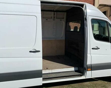 Белый Мерседес Sprinter, объемом двигателя 2.1 л и пробегом 353 тыс. км за 12500 $, фото 7 на Automoto.ua