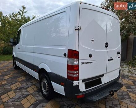 Белый Мерседес Sprinter, объемом двигателя 2.14 л и пробегом 354 тыс. км за 11800 $, фото 3 на Automoto.ua