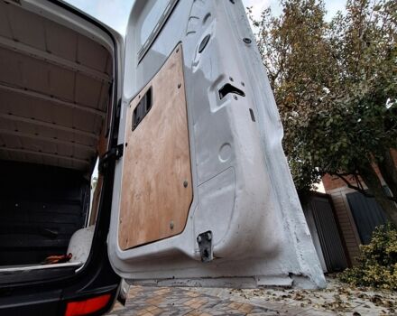 Белый Мерседес Sprinter, объемом двигателя 2.1 л и пробегом 354 тыс. км за 11800 $, фото 16 на Automoto.ua