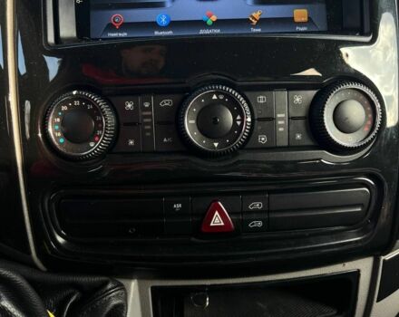 Белый Мерседес Sprinter, объемом двигателя 2.2 л и пробегом 929 тыс. км за 13500 $, фото 12 на Automoto.ua