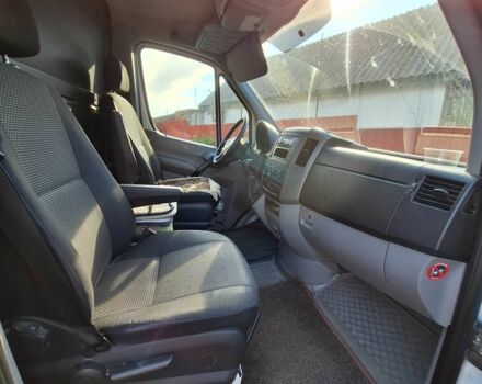 Белый Мерседес Sprinter, объемом двигателя 2.1 л и пробегом 352 тыс. км за 11600 $, фото 1 на Automoto.ua