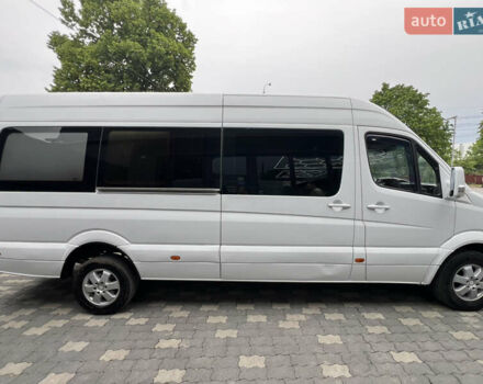 Белый Мерседес Sprinter, объемом двигателя 2.99 л и пробегом 490 тыс. км за 19500 $, фото 5 на Automoto.ua