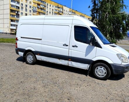 Белый Мерседес Sprinter, объемом двигателя 2.1 л и пробегом 420 тыс. км за 8500 $, фото 1 на Automoto.ua