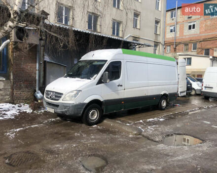 Білий Мерседес Sprinter, об'ємом двигуна 2.1 л та пробігом 475 тис. км за 6900 $, фото 1 на Automoto.ua