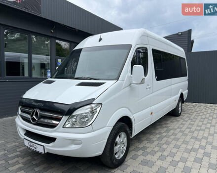 Белый Мерседес Sprinter, объемом двигателя 2.99 л и пробегом 490 тыс. км за 19500 $, фото 1 на Automoto.ua
