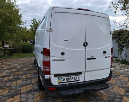 Белый Мерседес Sprinter, объемом двигателя 2.1 л и пробегом 354 тыс. км за 11500 $, фото 3 на Automoto.ua