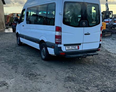 Белый Мерседес Sprinter, объемом двигателя 0 л и пробегом 390 тыс. км за 16700 $, фото 3 на Automoto.ua
