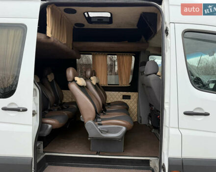 Белый Мерседес Sprinter, объемом двигателя 3 л и пробегом 760 тыс. км за 24999 $, фото 16 на Automoto.ua