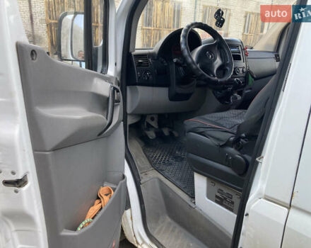 Білий Мерседес Sprinter, об'ємом двигуна 2.2 л та пробігом 680 тис. км за 10800 $, фото 5 на Automoto.ua