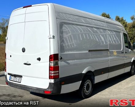 Белый Мерседес Sprinter, объемом двигателя 2.1 л и пробегом 240 тыс. км за 14000 $, фото 5 на Automoto.ua