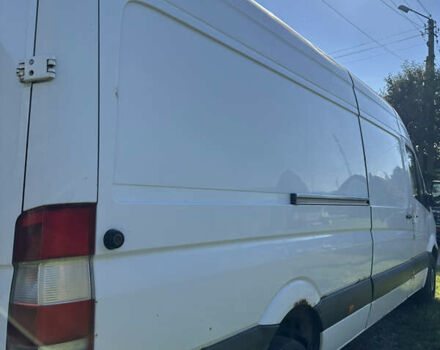 Белый Мерседес Sprinter, объемом двигателя 2.2 л и пробегом 389 тыс. км за 7900 $, фото 9 на Automoto.ua