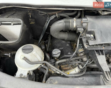 Белый Мерседес Sprinter, объемом двигателя 3 л и пробегом 760 тыс. км за 24999 $, фото 22 на Automoto.ua