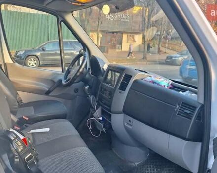 Білий Мерседес Sprinter, об'ємом двигуна 3.2 л та пробігом 288 тис. км за 13600 $, фото 6 на Automoto.ua