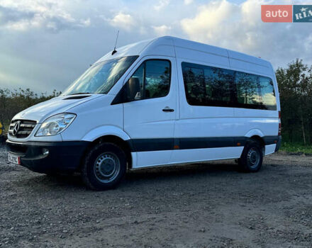 Белый Мерседес Sprinter, объемом двигателя 0 л и пробегом 390 тыс. км за 16700 $, фото 5 на Automoto.ua