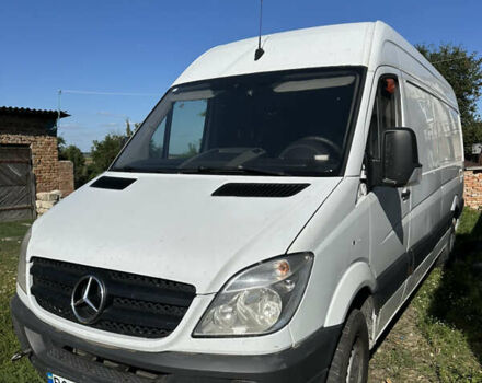 Белый Мерседес Sprinter, объемом двигателя 2.2 л и пробегом 389 тыс. км за 7900 $, фото 1 на Automoto.ua
