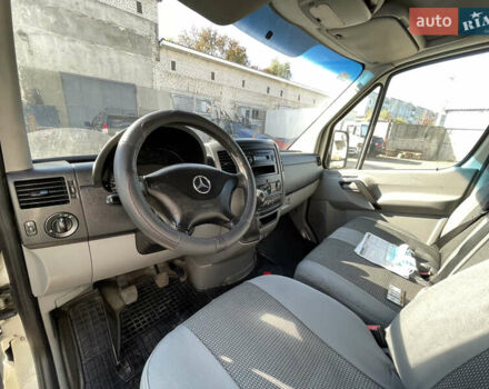 Білий Мерседес Sprinter, об'ємом двигуна 2.2 л та пробігом 450 тис. км за 17800 $, фото 21 на Automoto.ua