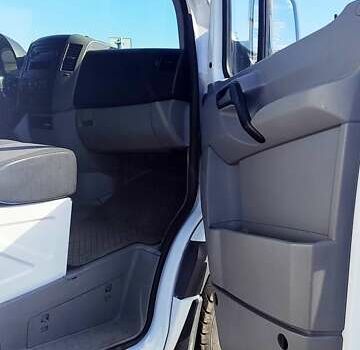 Белый Мерседес Sprinter, объемом двигателя 2.1 л и пробегом 262 тыс. км за 17200 $, фото 12 на Automoto.ua