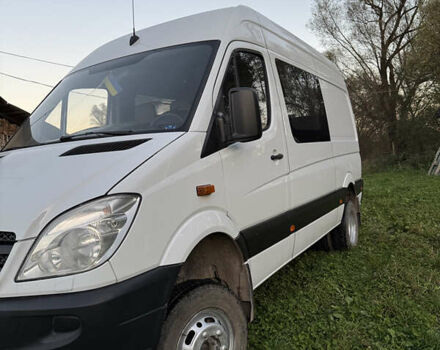 Белый Мерседес Sprinter, объемом двигателя 2.2 л и пробегом 299 тыс. км за 10000 $, фото 21 на Automoto.ua